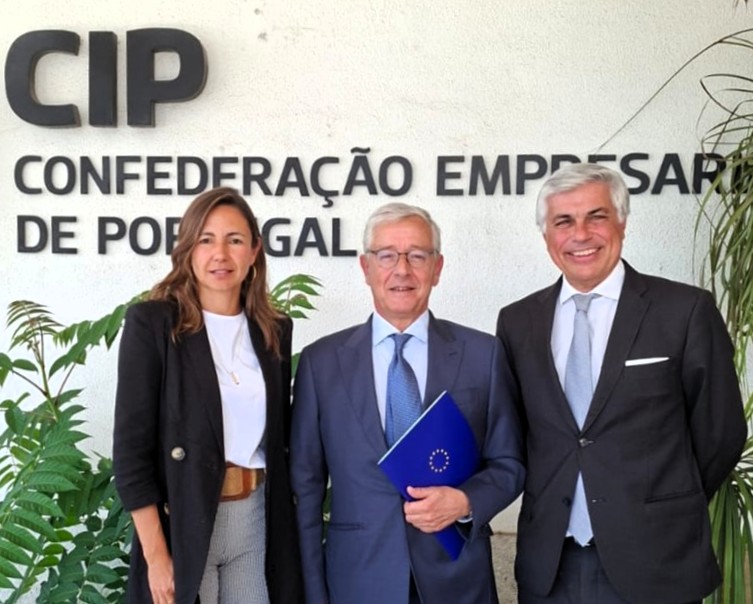 Embaixador João Aguiar Machado participa em reunião da CIP sobre comércio internacional